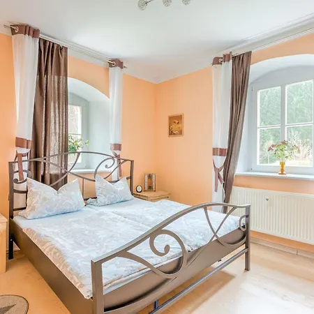 Apartment Tranquil Escape In Rauschenbach, Cleaning Included