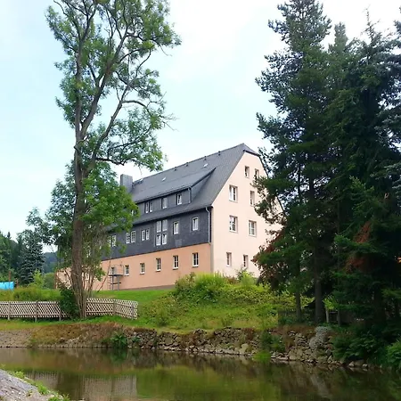 Tranquil Escape In Rauschenbach, Cleaning Included *